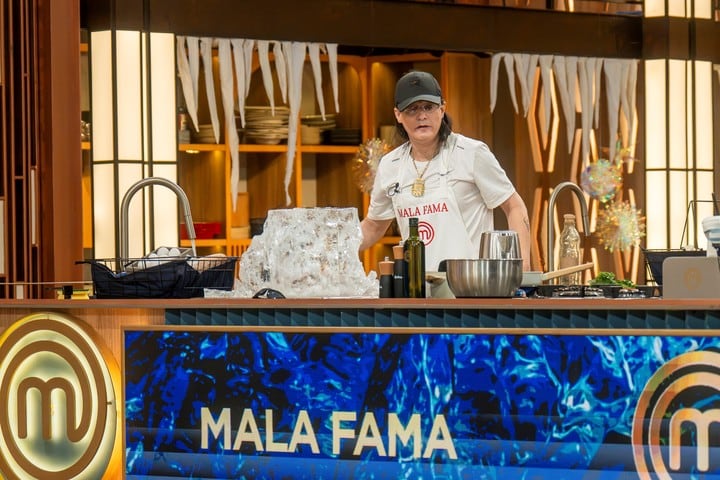 “Me escapé”, dijo Hernán Coronel al referirse a su salida del chat de los participantes