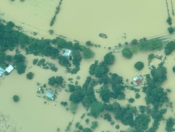 El departamento de Casanare vive una emergencia invernal tras intensas lluvias que desbordaron ríos y aislaron comunidades en zonas rurales y urbanas - crédito @FuerzaAereaCol/ X