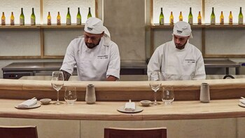 Cada comensal que pase por