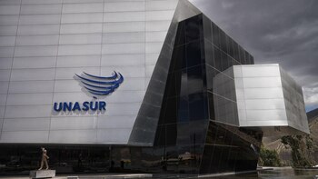 El edificio de UNASUR en