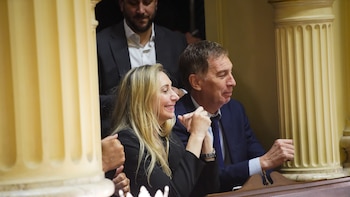 El “efecto dominó” que aceleró la caída de Adorni, el nuevo triángulo político y las batallas que se vienen adentro del Gobierno