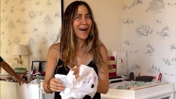 Jimena Barón mostró el susto que sufrió en el campo al querer recolectar huevos de gallina: “Me atacan”