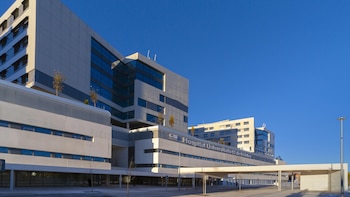El Hospital 12 de Octubre privatiza las ecografías y pagará unas 1.000 al mes tras gastarse 320 millones en una remodelación que lo convirtió en “un prodigio de la tecnología”