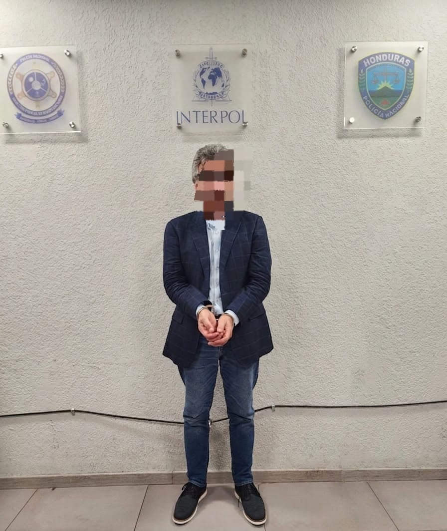 La acusación en Honduras incluye fraude, abuso de autoridad y dos delitos de falsificación de documentos públicos en perjuicio de la Administración Pública y la Fe Pública.