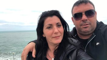 Hernán con su esposa Mónica