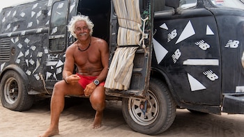 El Ronco y su combi,