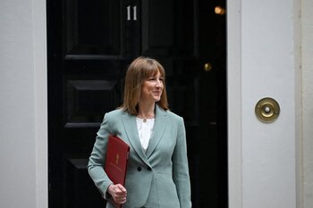 La ministra de Hacienda británica,