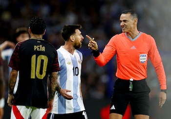 Roldán sostuvo que la ausencia de árbitros colombianos en la Copa del Mundo no respondió a una falta de calidad sino a una elección de otros nombres-crédito Agustin Marcarian/REUTERS