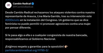 El partido de oposición exige