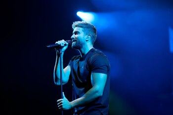 Camilo, Pablo Alborán (c) y