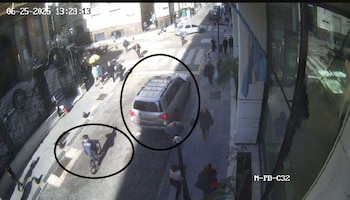 El asombroso despliegue táctico de una banda que ejecutó golpes millonarios con una bicicleta, un monopatín, autos y motos