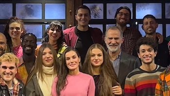 La Familia Real hace una
