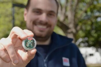 Este dispositivo, de tamaño, peso