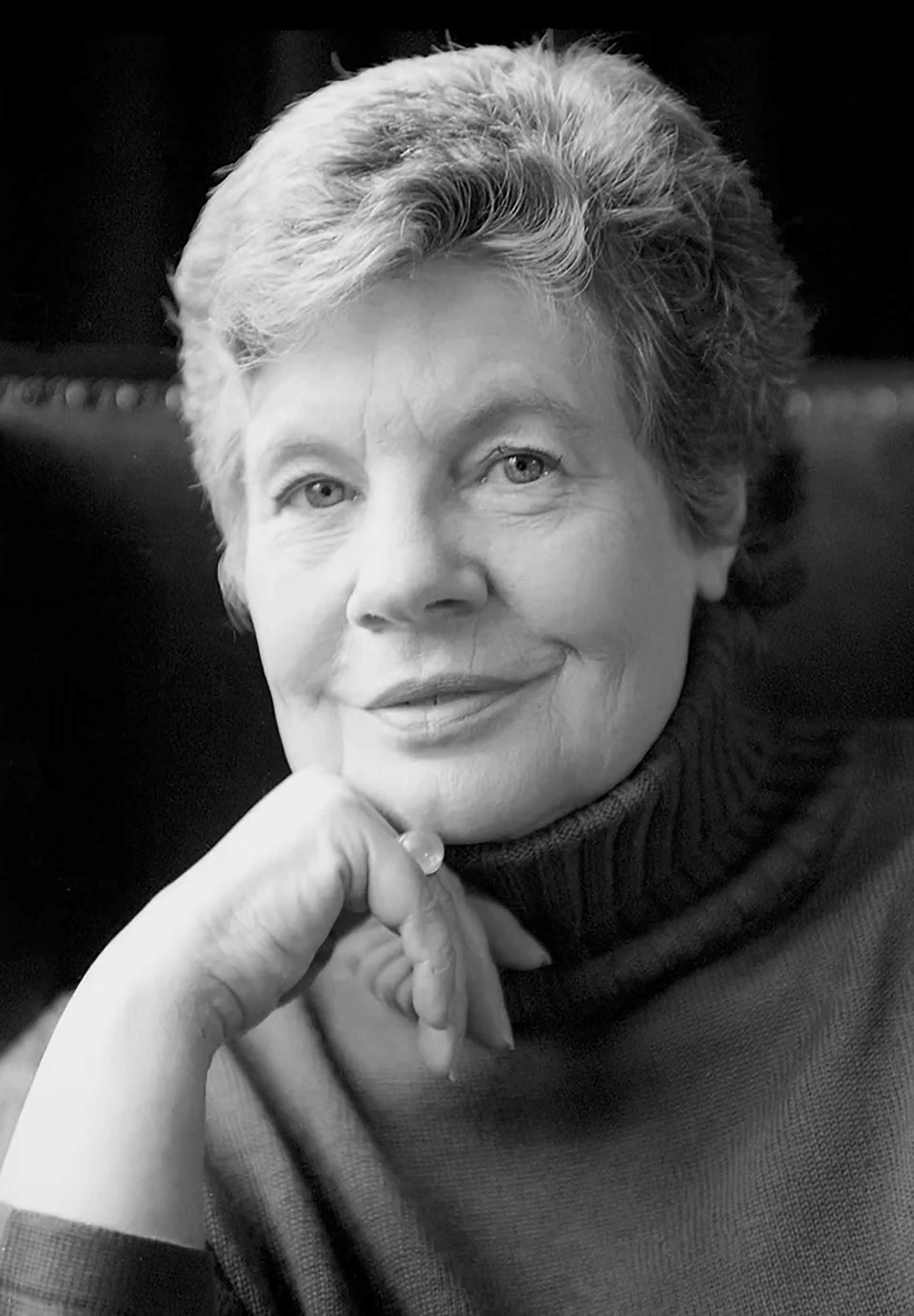 A. S. Byatt utiliza cartas, poemas y diarios ficticios para crear un universo literario victoriano