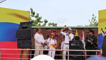 Durante su visita a Campo de la Cruz, Atlántico, Abelardo de la Espriella destacó la recuperación del Canal del Dique como una de las prioridades de su administración. - crédito @veranodelarosa/X