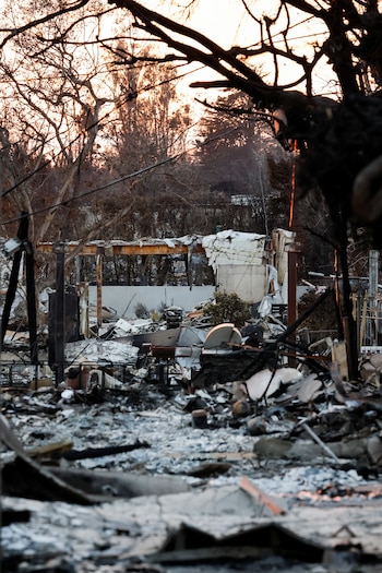 El proyecto para trasladar una mayor parte de los costos de los incendios a las aseguradoras de viviendas fracasó en la Legislatura por falta de consenso (REUTERS/Fred Greaves)