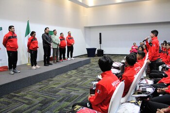 Los mismos atletas le agradecieron