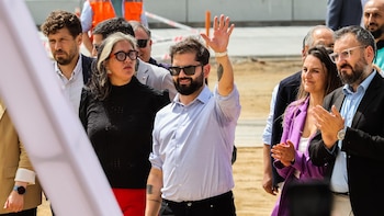 EEUU sanciona a tres cargos