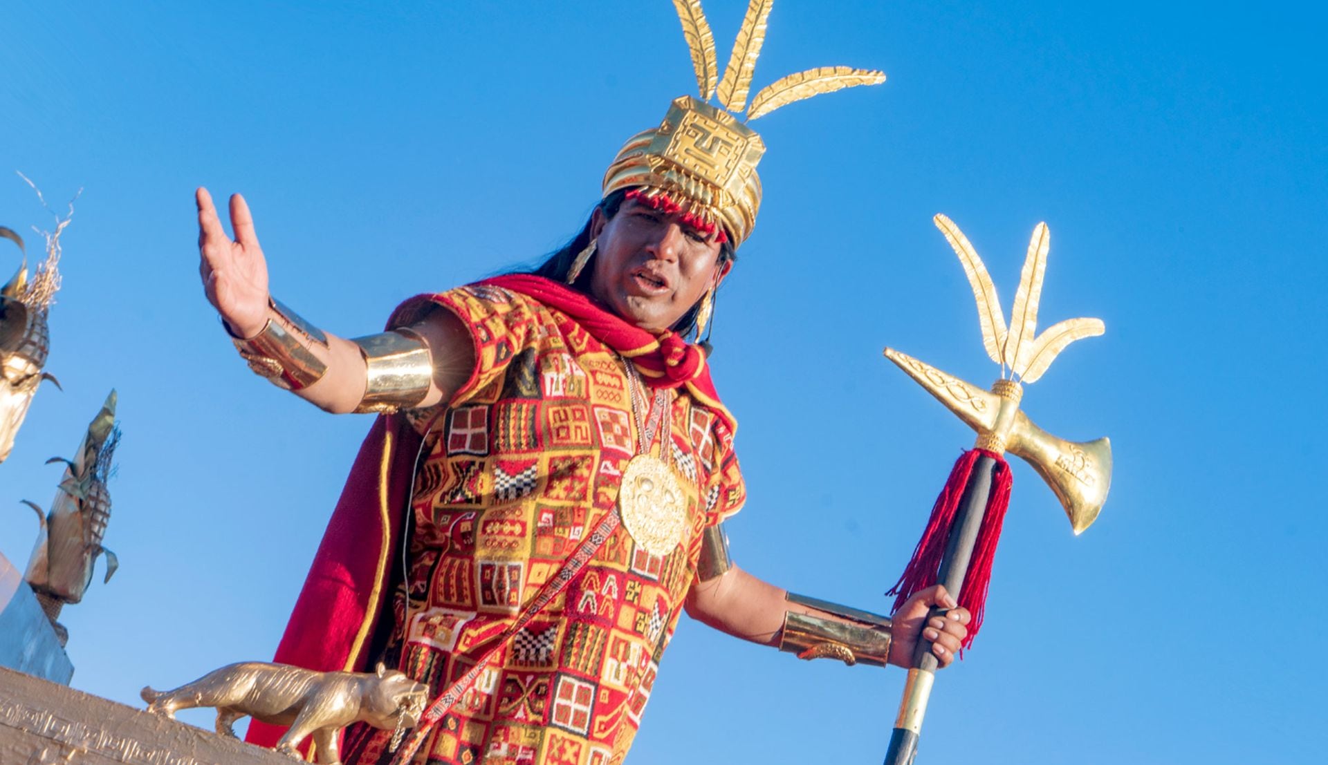 La conmemoración andina dedicada al astro rey se organiza como una representación histórica de varias horas, con un recorrido ceremonial que enlaza el Qorikancha, la Plaza de Armas y Sacsayhuamán (Andina)