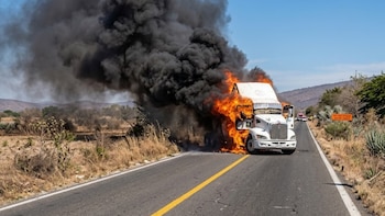 Gobierno de Nayarit pide a la población no salir ante ola de violencia por detención de “El Jardinero”