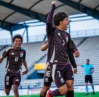 Heriberto Jurado se formó en Necaxa, suma más de 80 partidos en Primera División y ya jugó con la Selección Mexicana. (Instagram/ @heriberto_jurado)