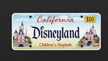 Las placas vehiculares inspiradas en Disneyland serán propuestas para automovilistas de California