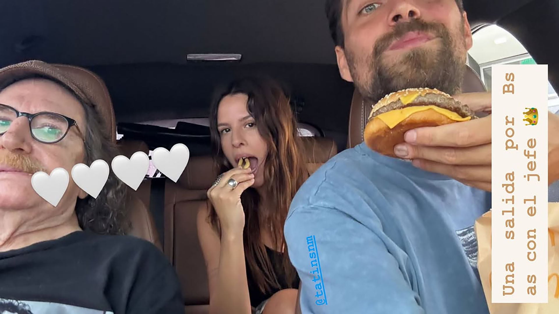 Charly García disfrutó de una merienda en auto con hamburguesas y papas fritas junto a su círculo íntimo (Instagram)