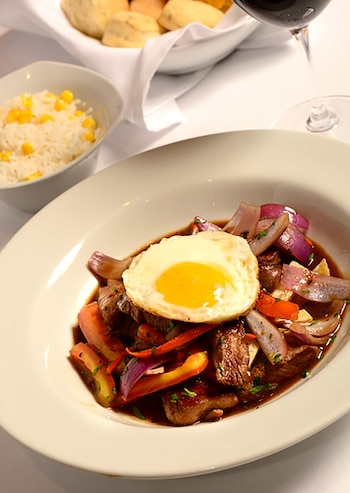 Lomo Salteado a la Pisco