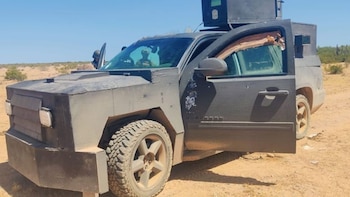 Roban vehículos en EEUU para enviarlos a cárteles en México: acusan a 9 estadounidenses y 2 mexicanos por trasladarlos desde Texas