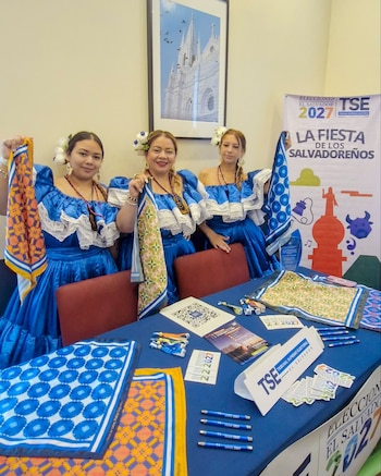 La comunidad salvadoreña en Estados Unidos, con 2,9 millones de integrantes, representa la cuarta población hispana más numerosa del país./TSE