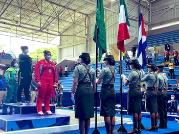 La Mexicana Abdeel Rodriguez levantó