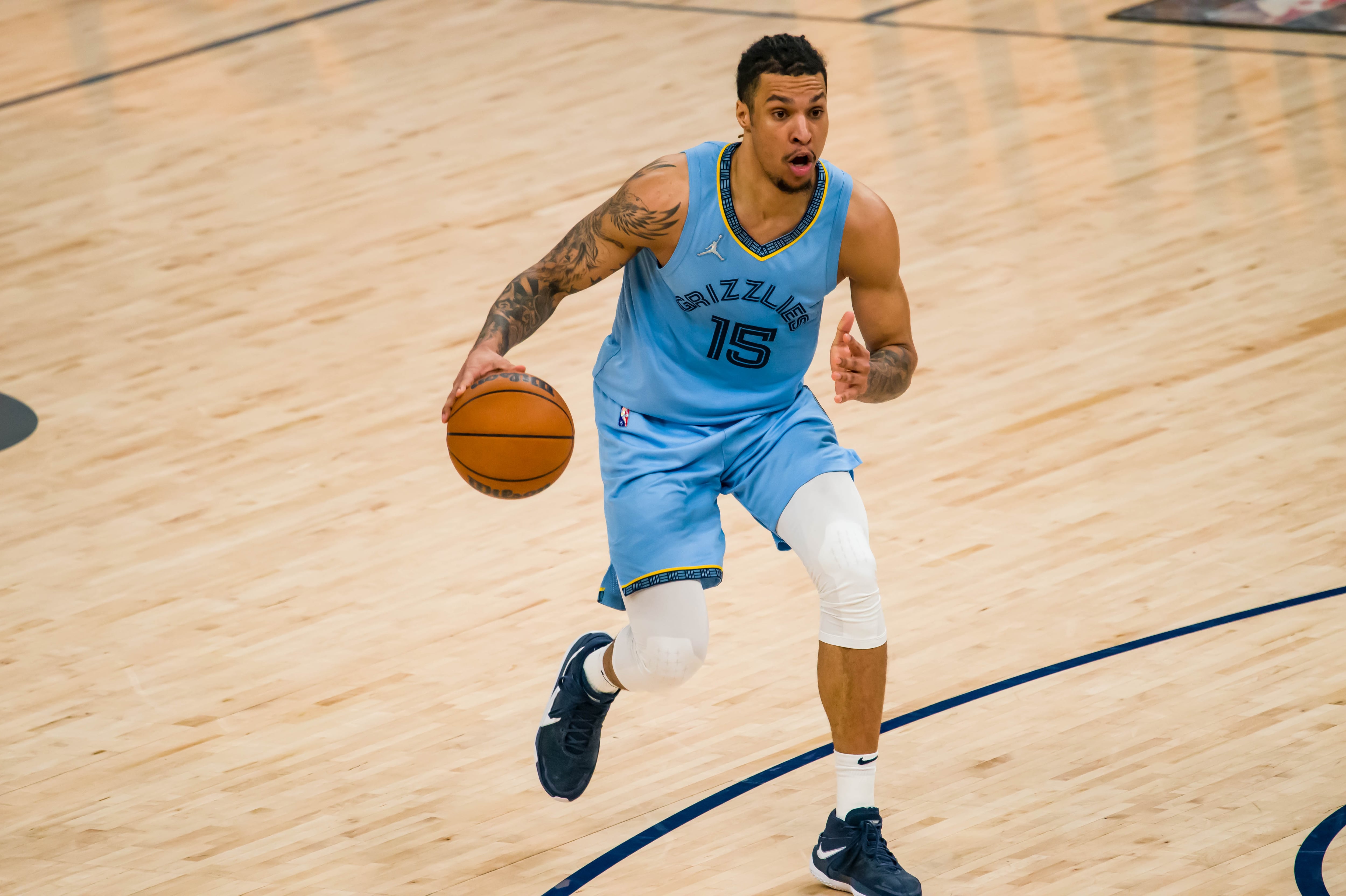 Brandon Clarke en acción con la camiseta de Memphis Grizzlies (EFE/ Matthew A. Smith)