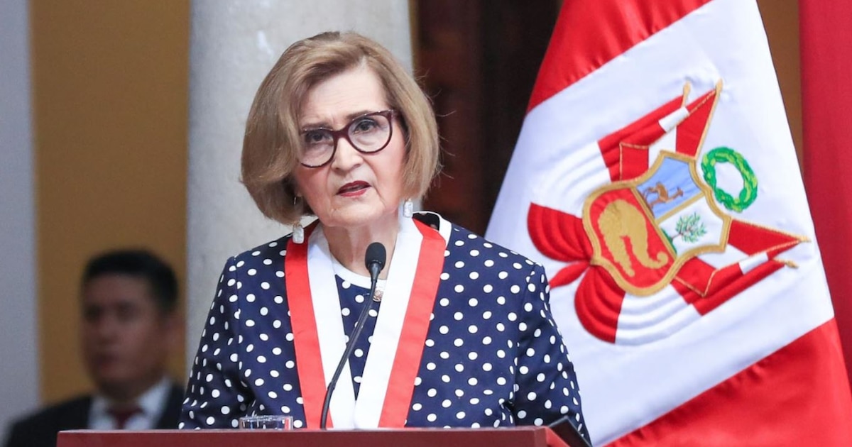 Luz Pacheco renuncia a la presidencia del Tribunal Constitucional por falta de respaldo contra "contrataciones fantasmas"