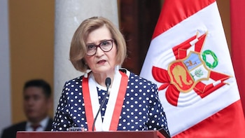 Presidenta del TC defiende ley