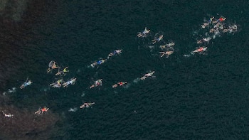 A competição começou em 1.9