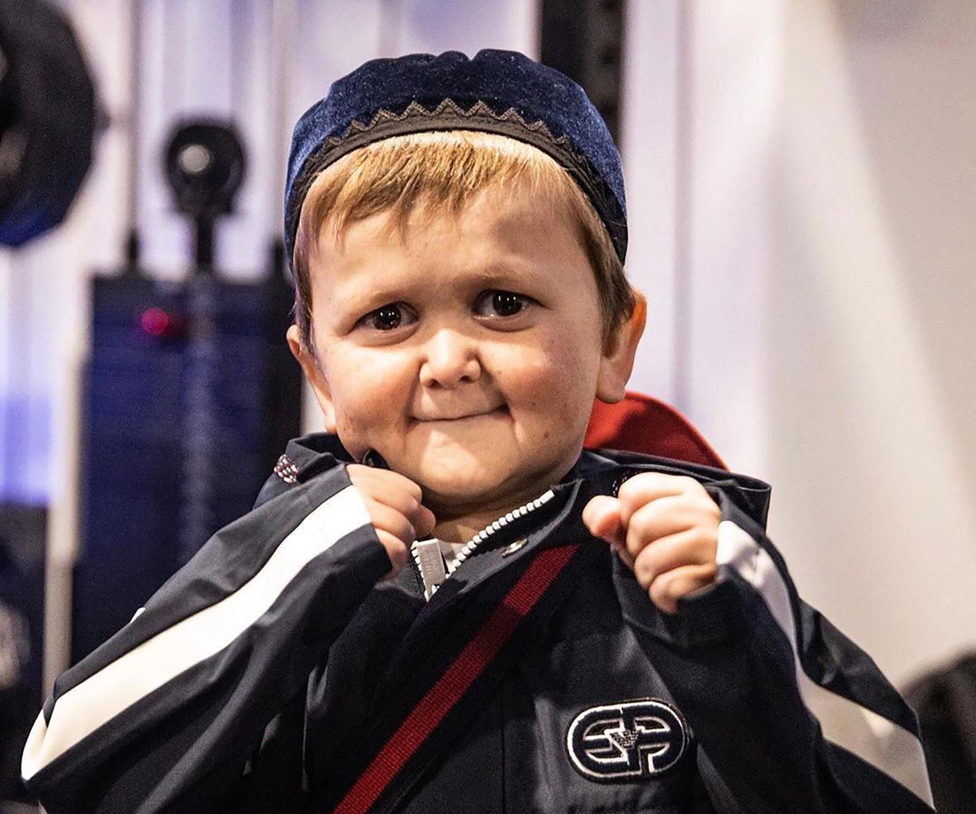 El desafío de Abelito a Hasbulla genera expectativa y viralidad en redes sociales, impulsando el interés por un duelo internacional (Fuente)