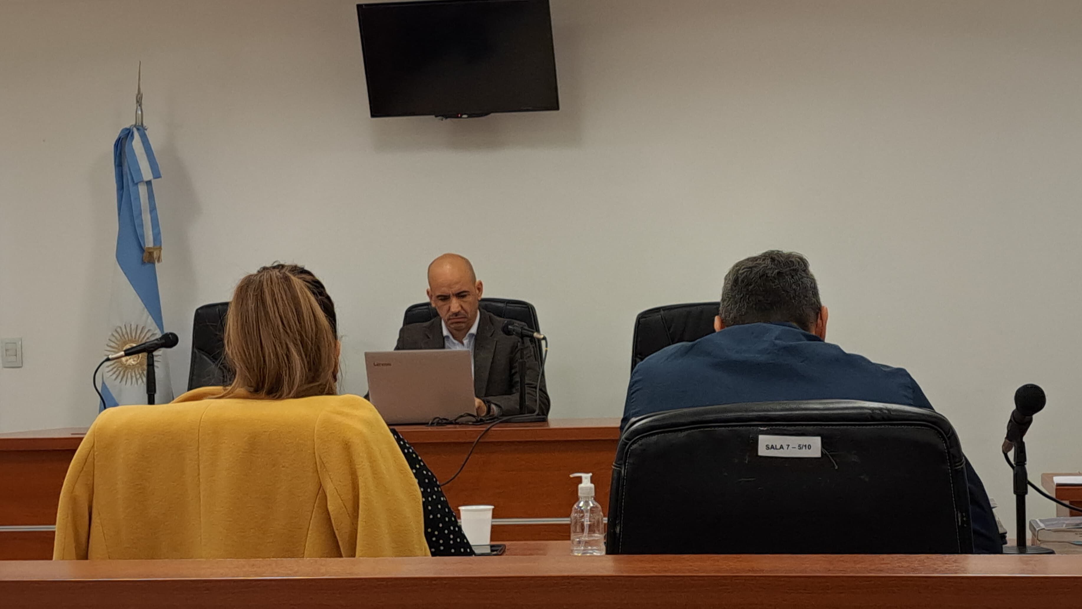 Luego de que fuera imputado por falso testimonio, la ex pareja de Luciana cumple una prisión domiciliaria (MPF Neuquén)