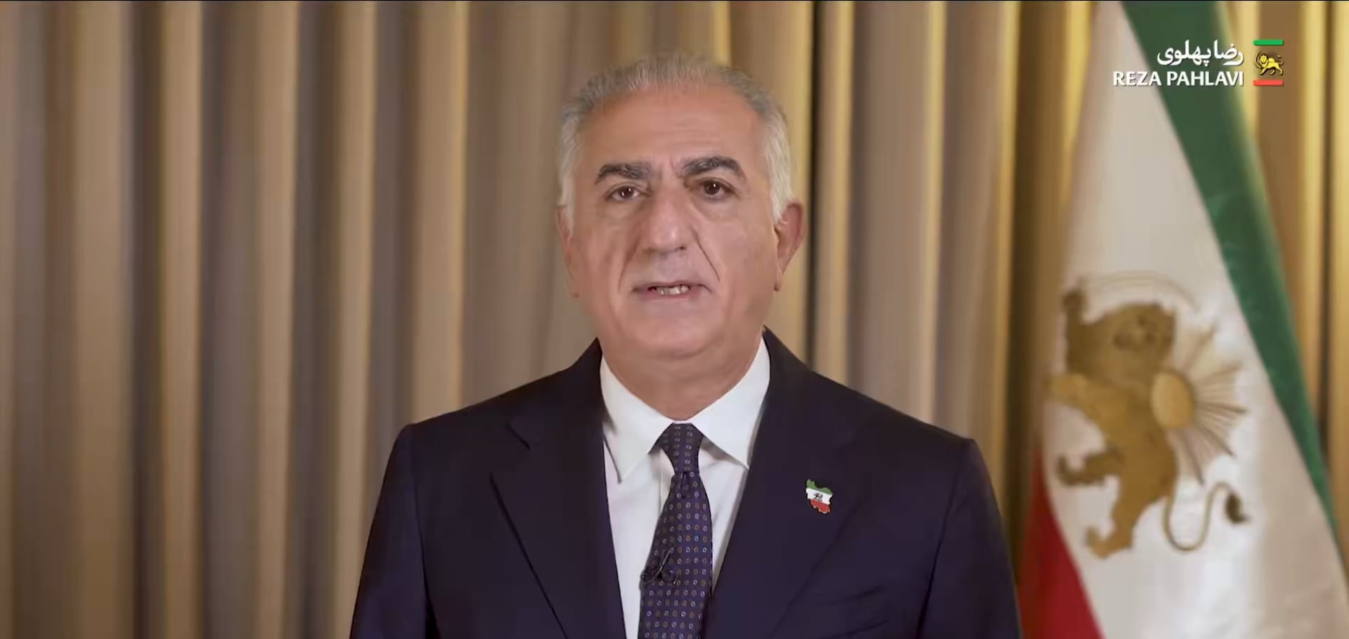 Reza Pahlaví, hijo del último sha de Irán, hace un llamamiento a “regresar a las calles para la acción final” (X)