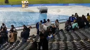 hinchas japoneses limpiaron el estadio en el Mundial Sub 20