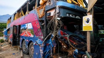 Pisco: Bus interprovincial se despista y deja dos muertos, más de veinte heridos y un conductor detenido