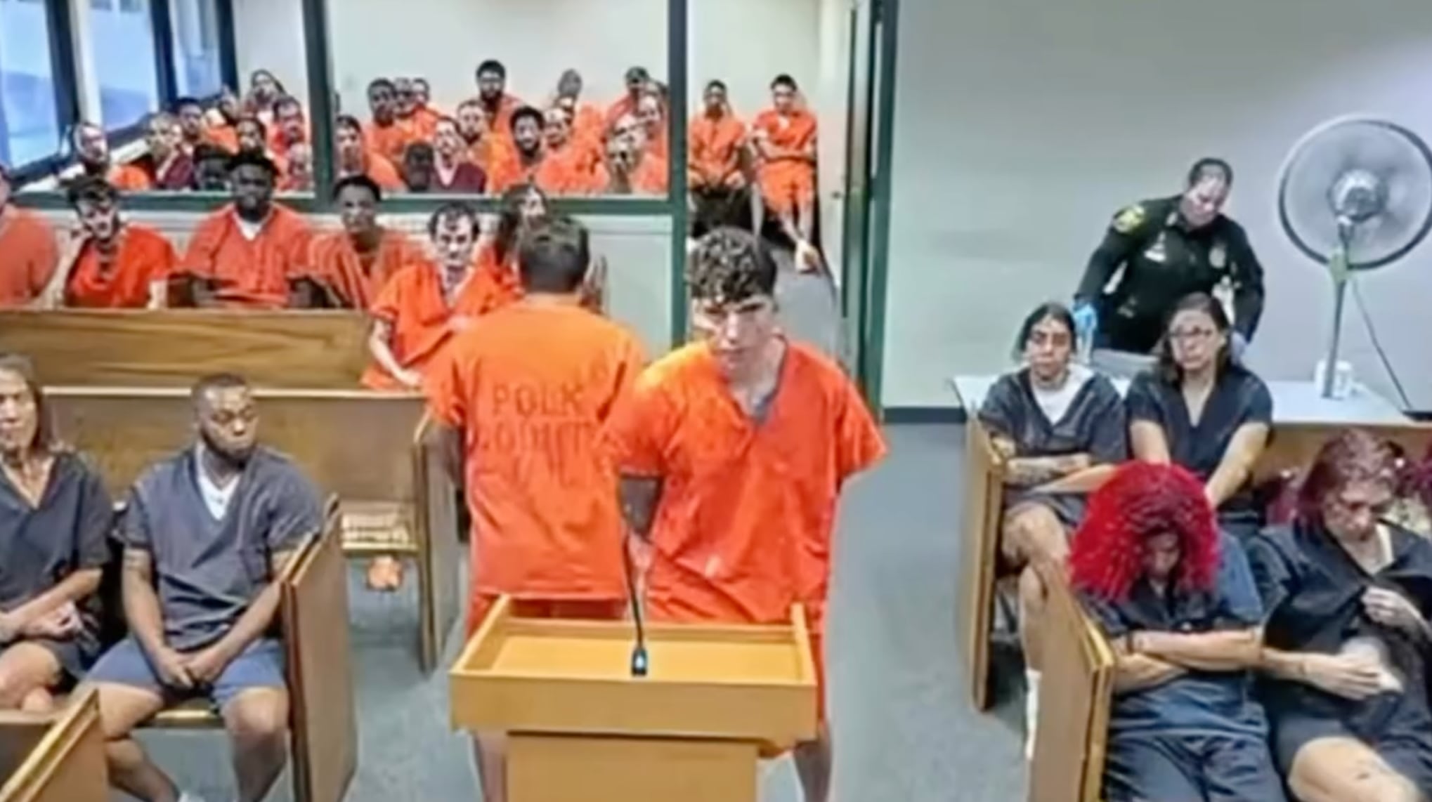 Julián Valverde seguirá detenido en Florida pese a fianza de 250 dólares