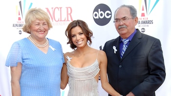 Eva Longoria con sus padres