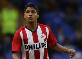 Reimond Manco no estuvo mucho