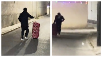 Joven sale con maleta para