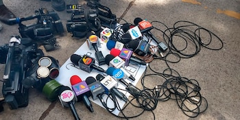 Más de la mitad de las agresiones registradas en 2025 fueron atribuidas a funcionarios públicos, según el informe. (FOTO: El Confidencial)