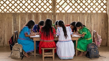 Historia, lengua y cultura: ¿Cómo abordan las escuelas costarricenses la enseñanza de los pueblos indígenas?