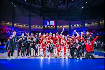 Turquía volvió a clasificar a una final de la VNL tras vencer a China en semis.