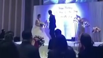 El novio invitó a su