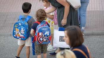Más de 8 millones de alumnos vuelven esta semana al cole con calor, el foco puesto en Ceuta y huelgas en varias CC.AA