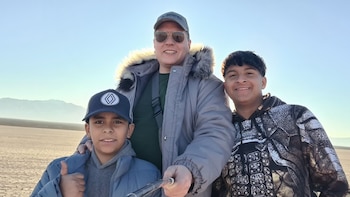 De soltero sin hijos a papá de tres adolescentes que eran como hermanos en un hogar: “Esta familia es la que elijo todos los días”